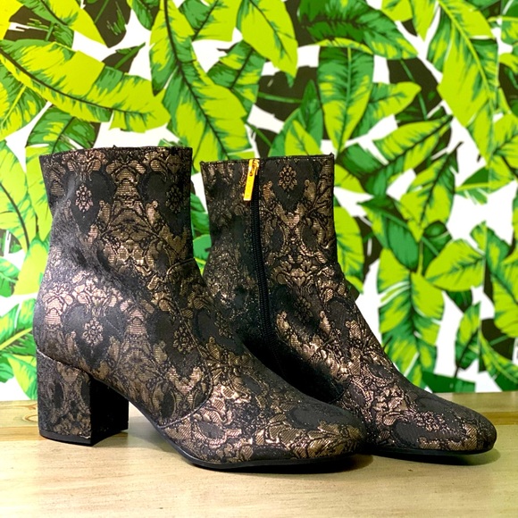 NWT Unisa  Unkiannaa Brocade   Ankle Boot Sz 10 - Picture 3 of 11